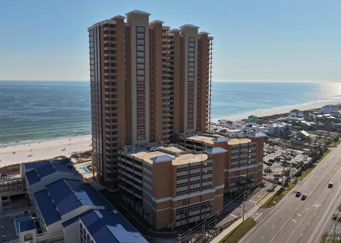 Phoenix Gulf Towers 905 Apartment *